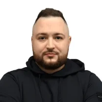 Олег Шестаков